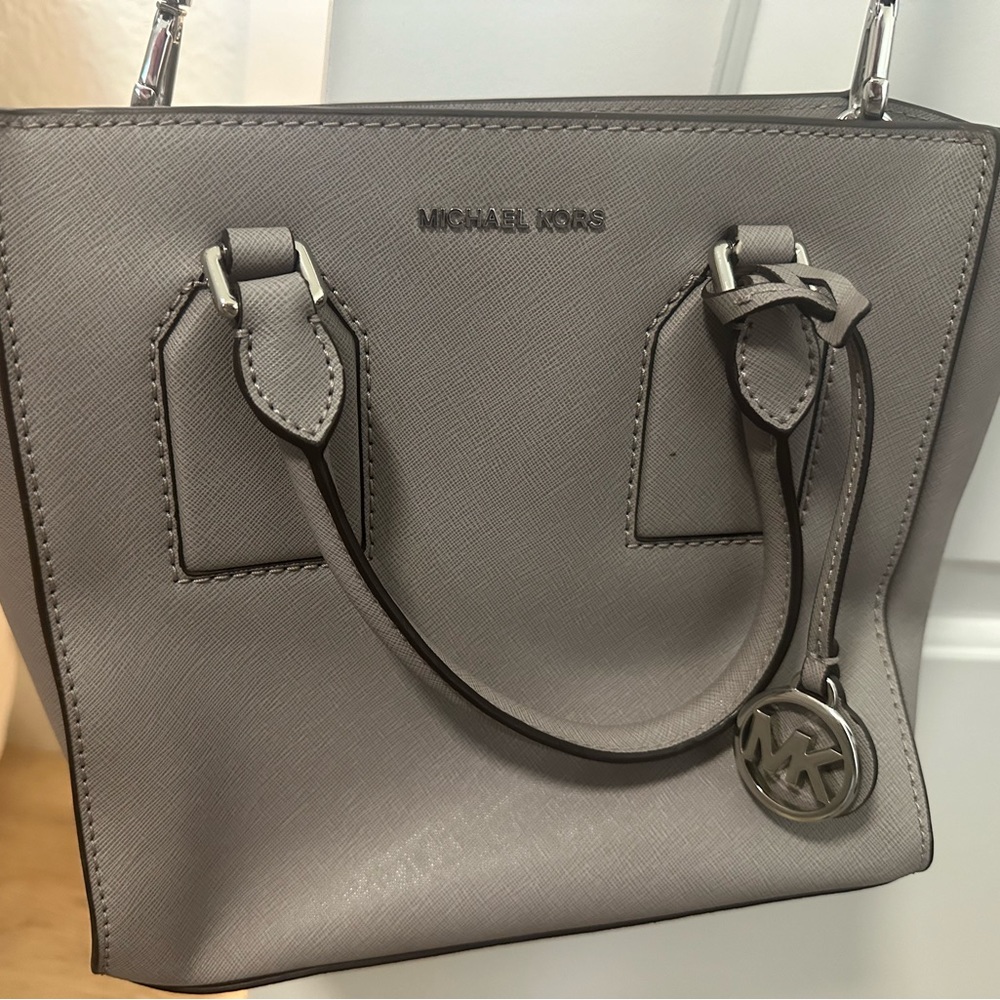 small Michael Kors tote